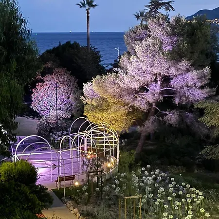 Sea Pearl Apartment *